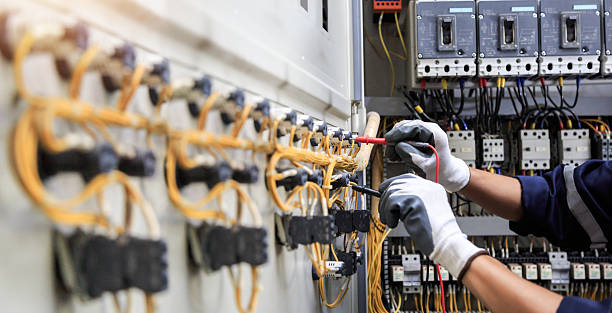Professional Electrician technician working in Nokesville, VA